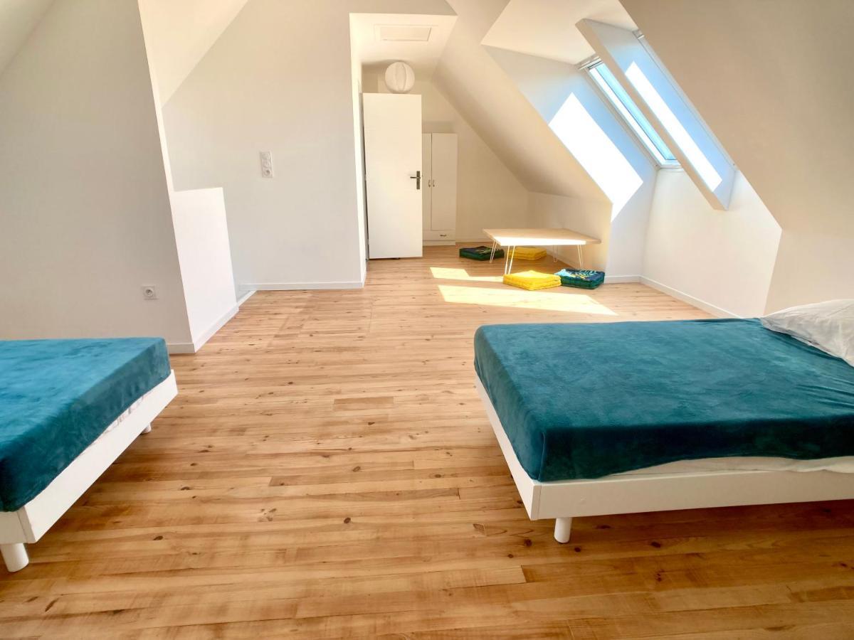 Holiday home 300m De La Mer, Moderne Spacieuse 6-12 Pers A Trevignon Tregunc
