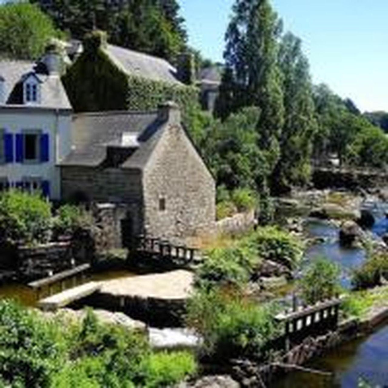 Holiday home 300m De La Mer, Moderne Spacieuse 6-12 Pers A Trevignon Tregunc