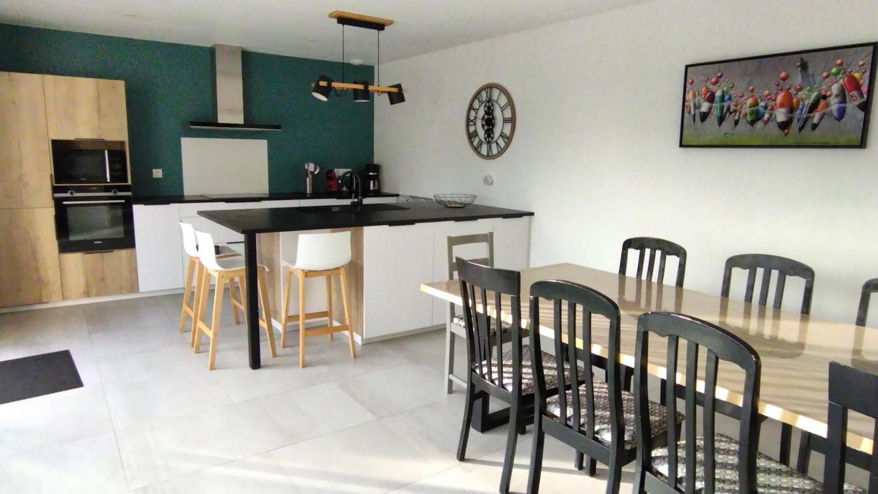 Holiday home 300m De La Mer, Moderne Spacieuse 6-12 Pers A Trevignon